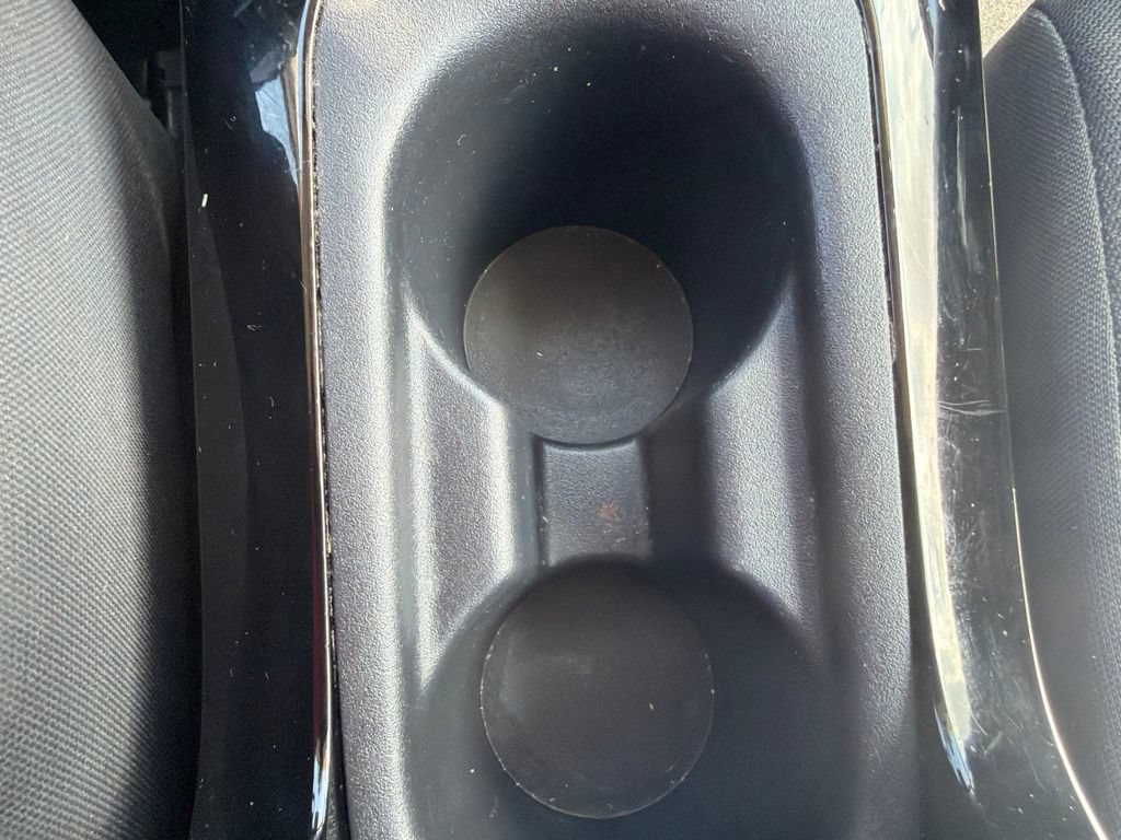 Used 2020 Toyota Corolla LE FWD image 25