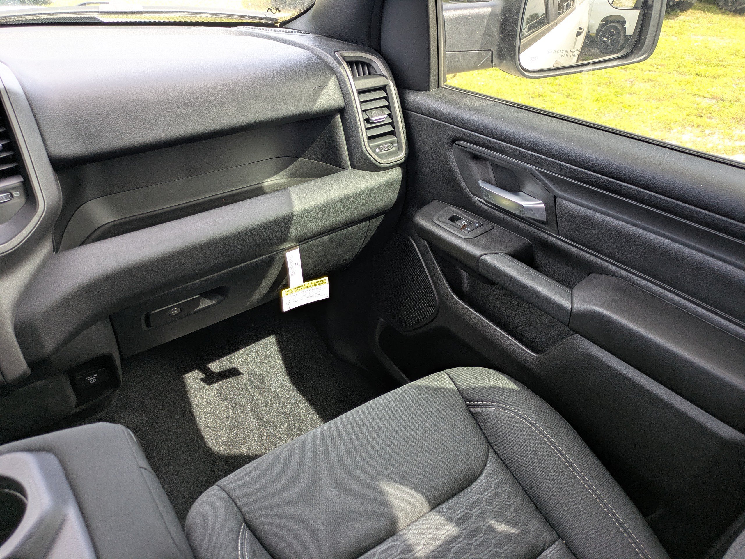 Used 2025 RAM 1500 Warlock AWD/4WD image 16