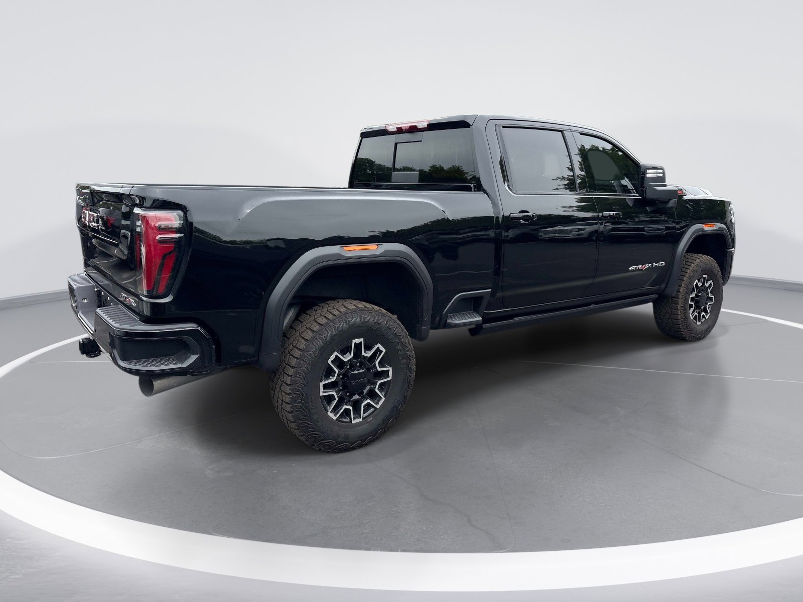 Used 2026 GMC Sierra 2500 AT4X AWD/4WD image 8