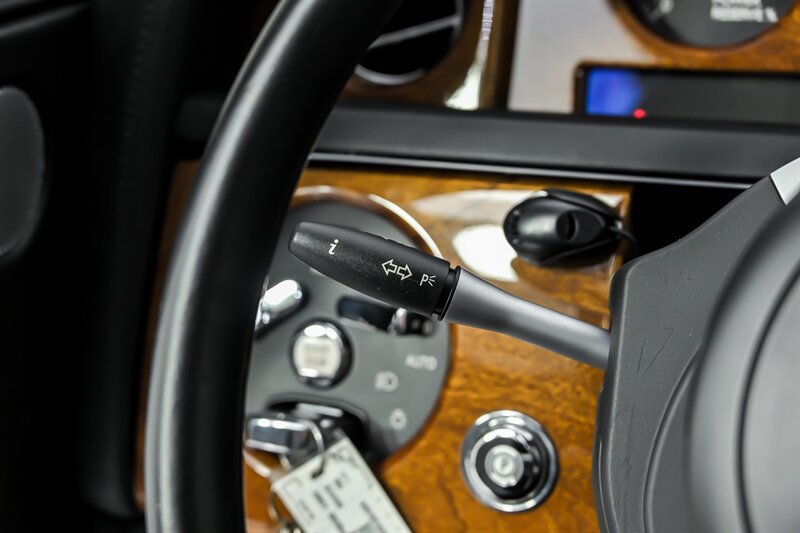 Used 2008 Rolls-Royce Phantom Drophead Coupe RWD image 27