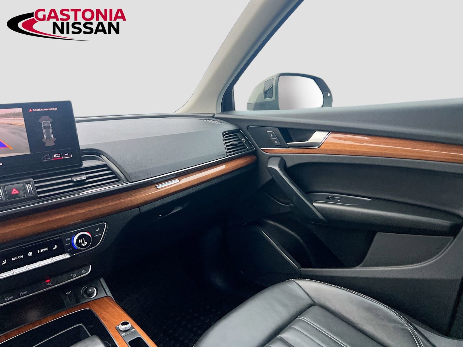 Used 2023 Audi Q5 2.0T Premium w/ Convenience Package image 32