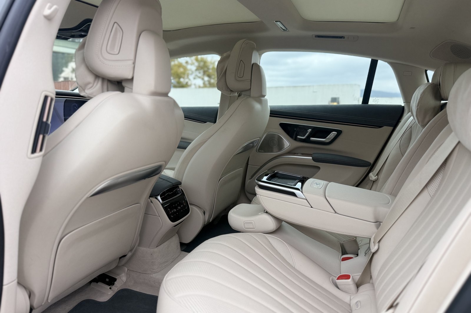 Certified 2024 Mercedes-Benz EQS 450+ 4MATIC Sedan image 41