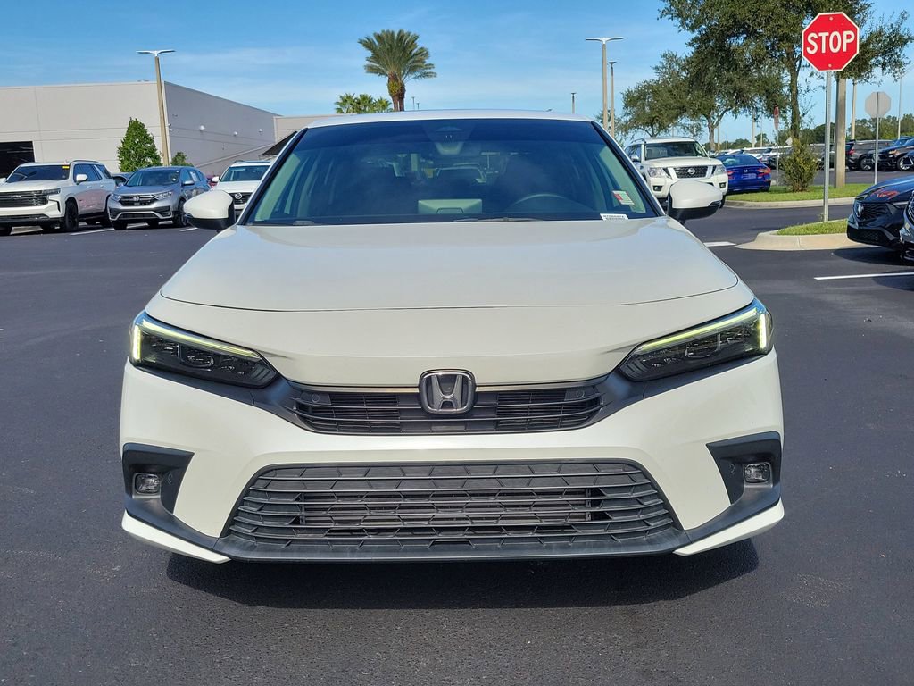 Used 2023 Honda Civic Touring image 2