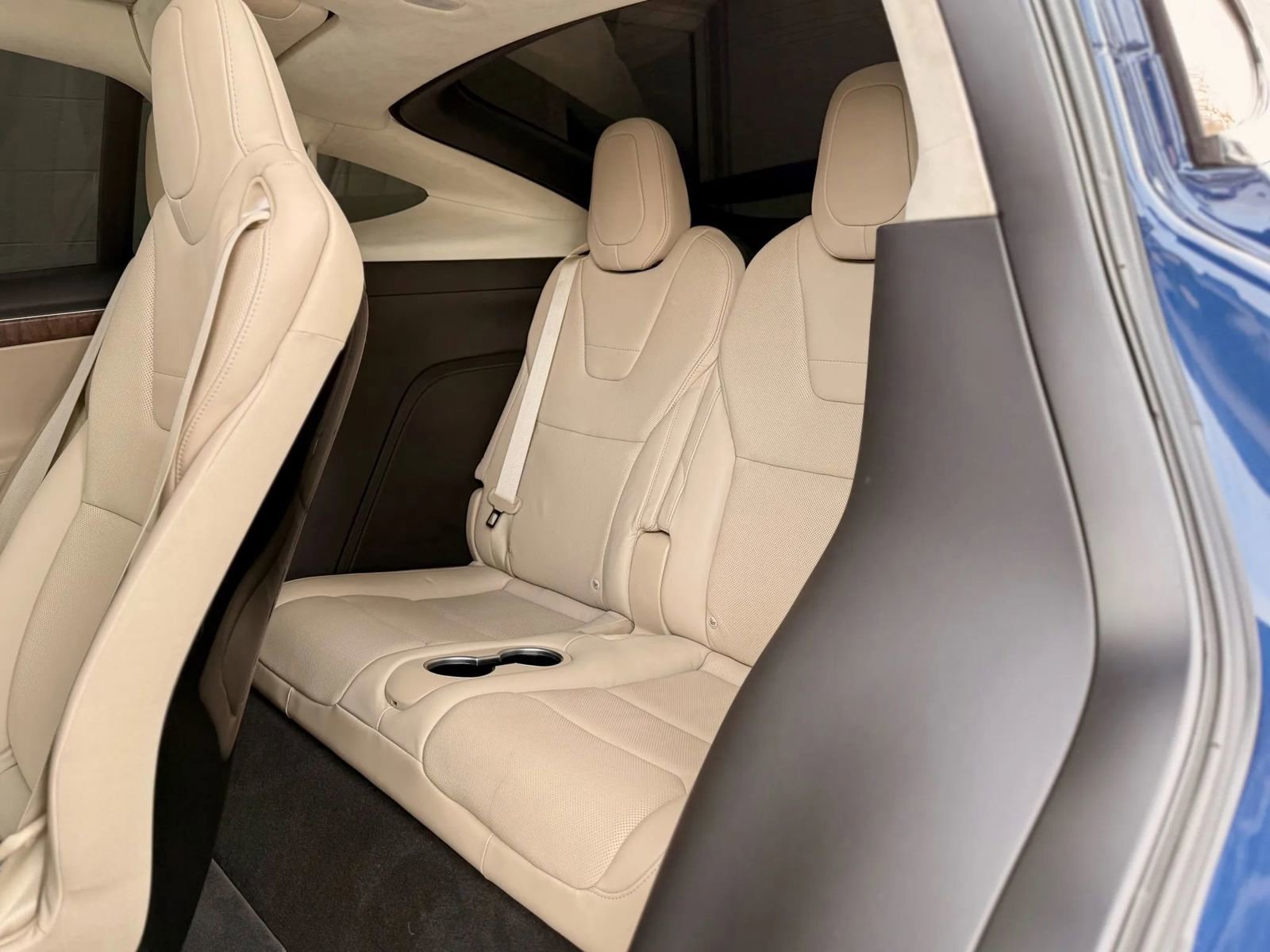 Used 2016 Tesla Model X 75D image 21