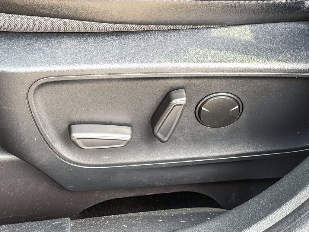 Used 2024 Ford Escape ST-Line AWD/4WD image 47