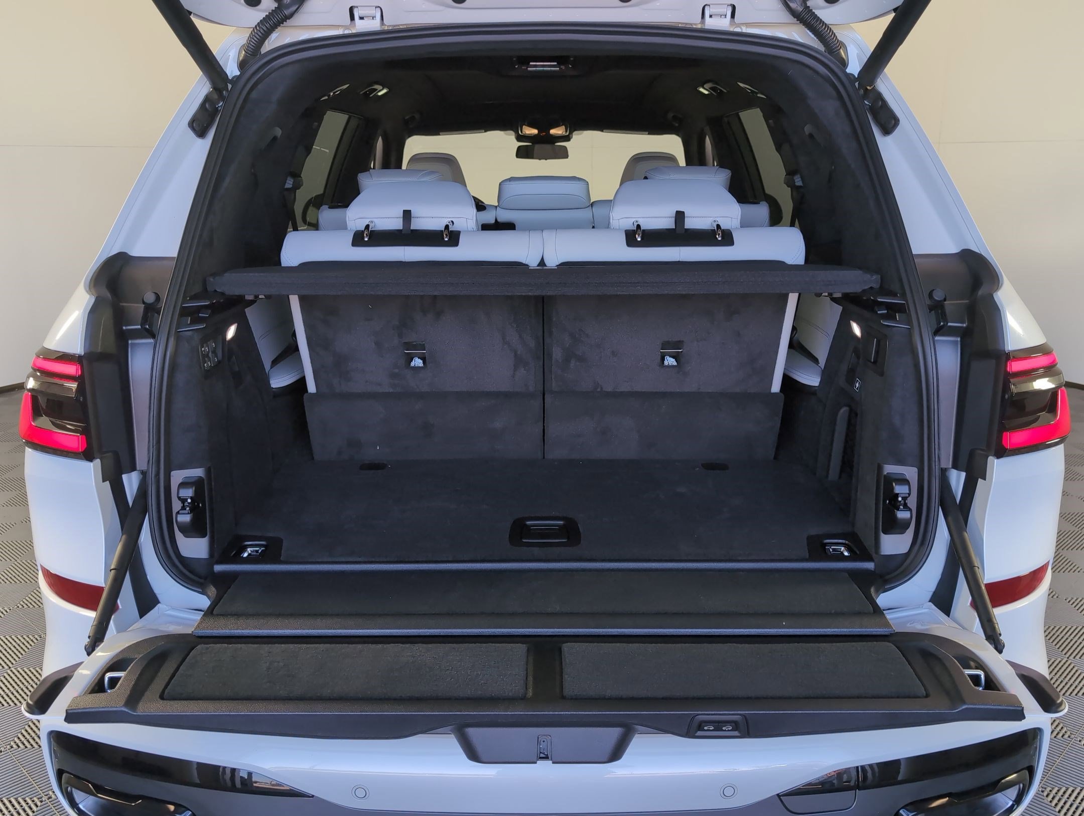 New 2026 BMW X7 xDrive40i w/ M Sport Package image 31