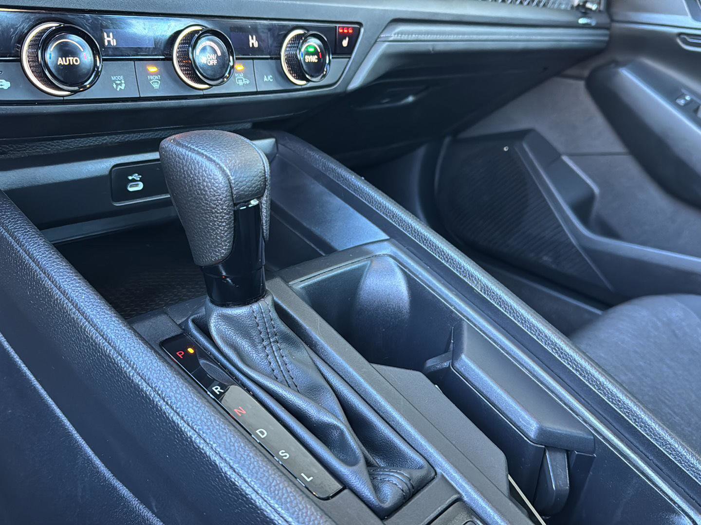 Used 2024 Honda Accord EX image 25