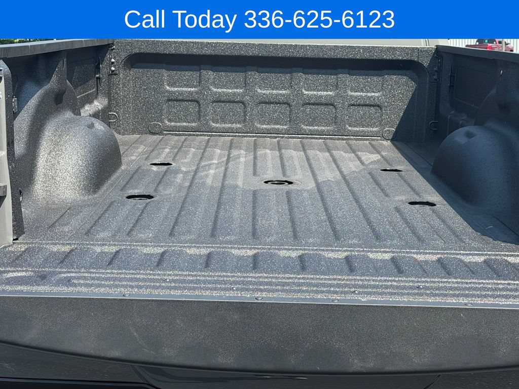 New 2026 RAM 3500 Big Horn AWD/4WD image 10