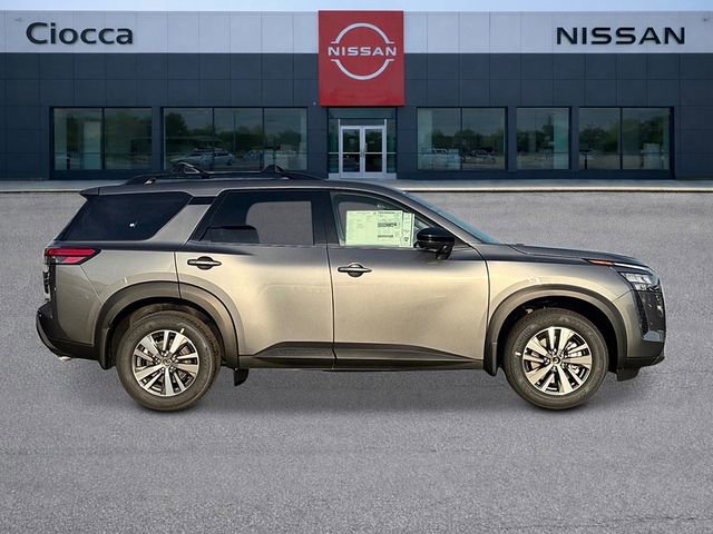 New 2026 Nissan Pathfinder SL w/ Cargo Package image 6