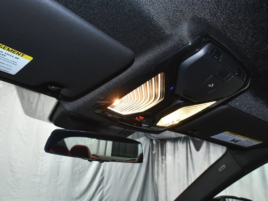 Used 2022 BMW M4 xDrive Competition w/ M Carbon Exterior Package AWD/4WD image 42