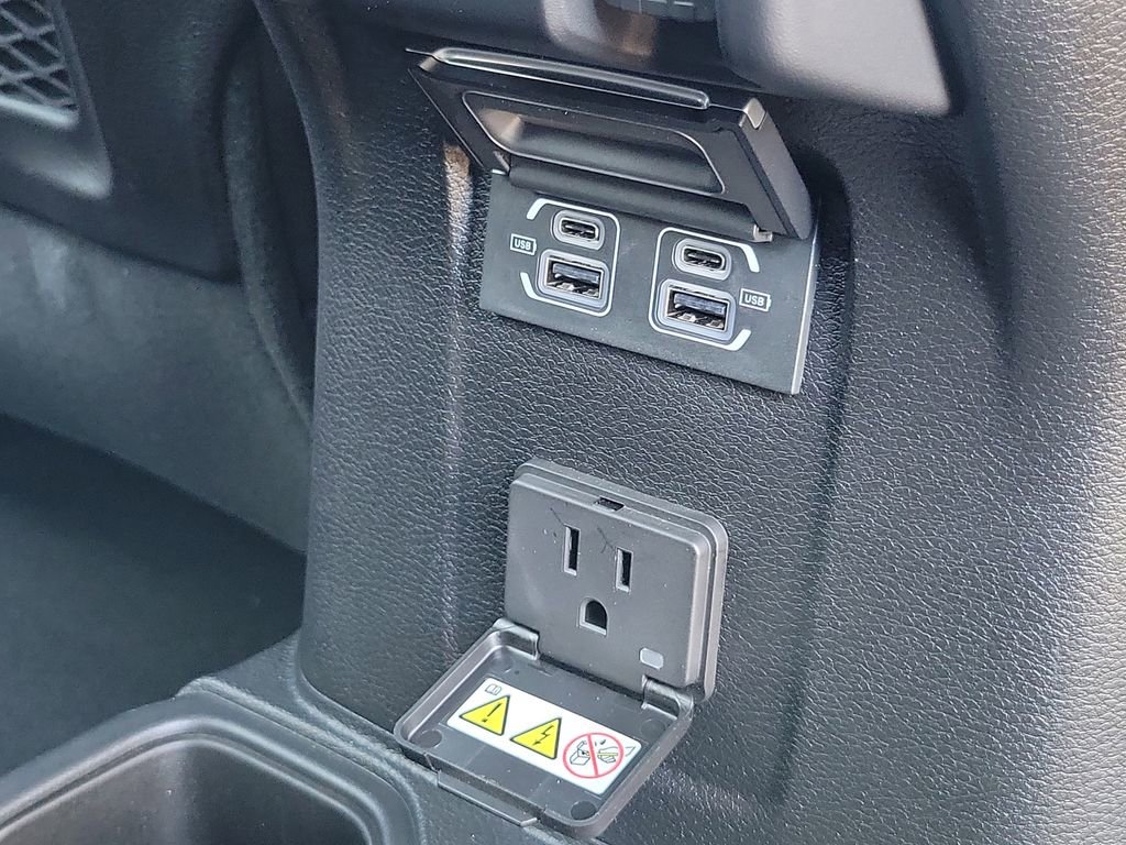 Used 2024 Jeep Wrangler Unlimited Rubicon w/ Safety Group image 24