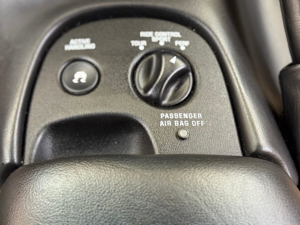 Used 2002 Chevrolet Corvette Convertible w/ Preferred Equipment Group2 RWD image 26