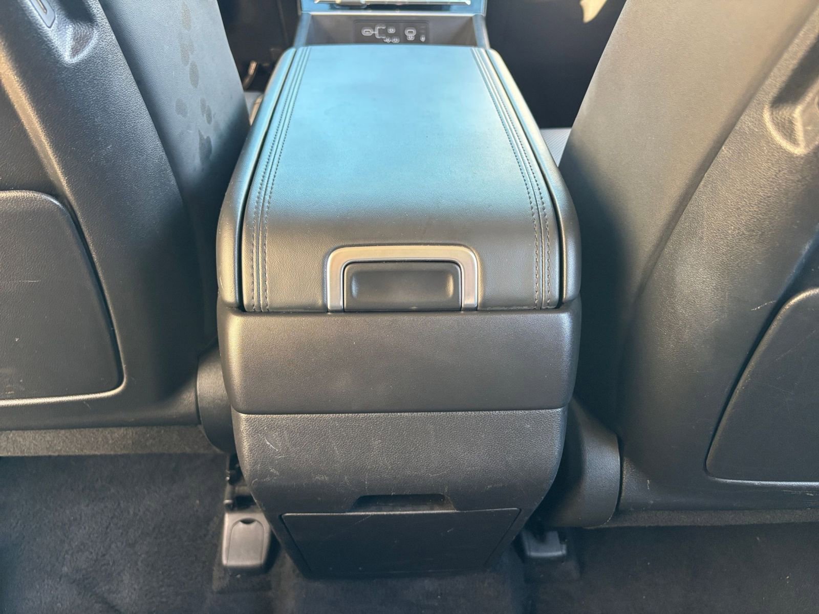 Used 2025 Hyundai Santa Fe SEL image 25