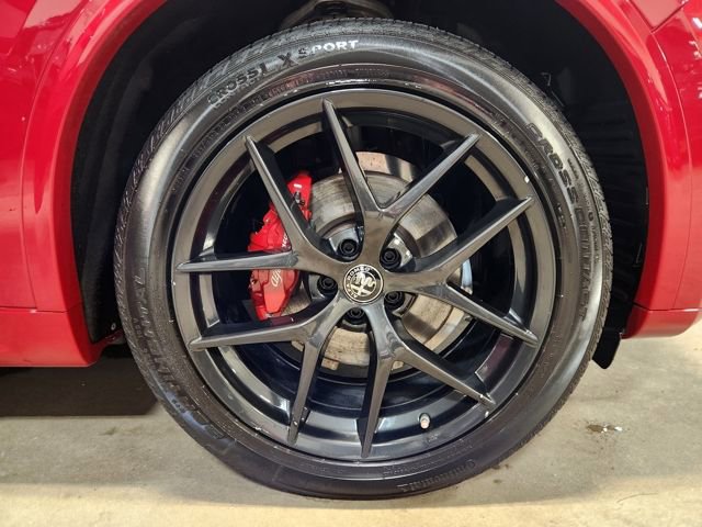 Used 2021 Alfa Romeo Stelvio Ti w/ Nero Edizione image 36