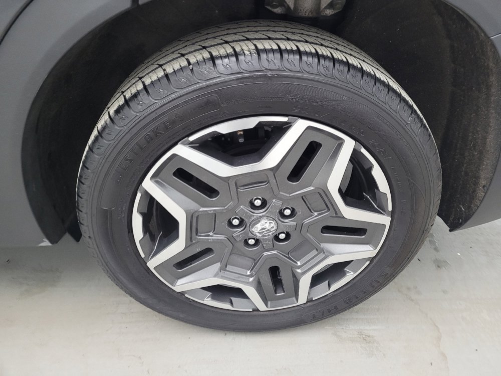 Used 2023 Hyundai Santa Fe Limited FWD image 31