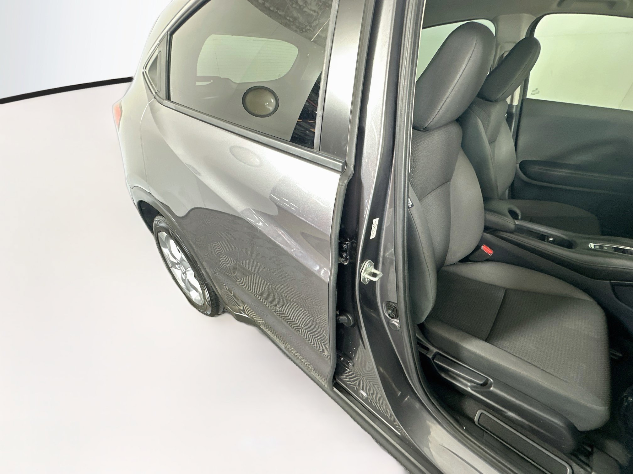 Used 2021 Honda HR-V LX image 27