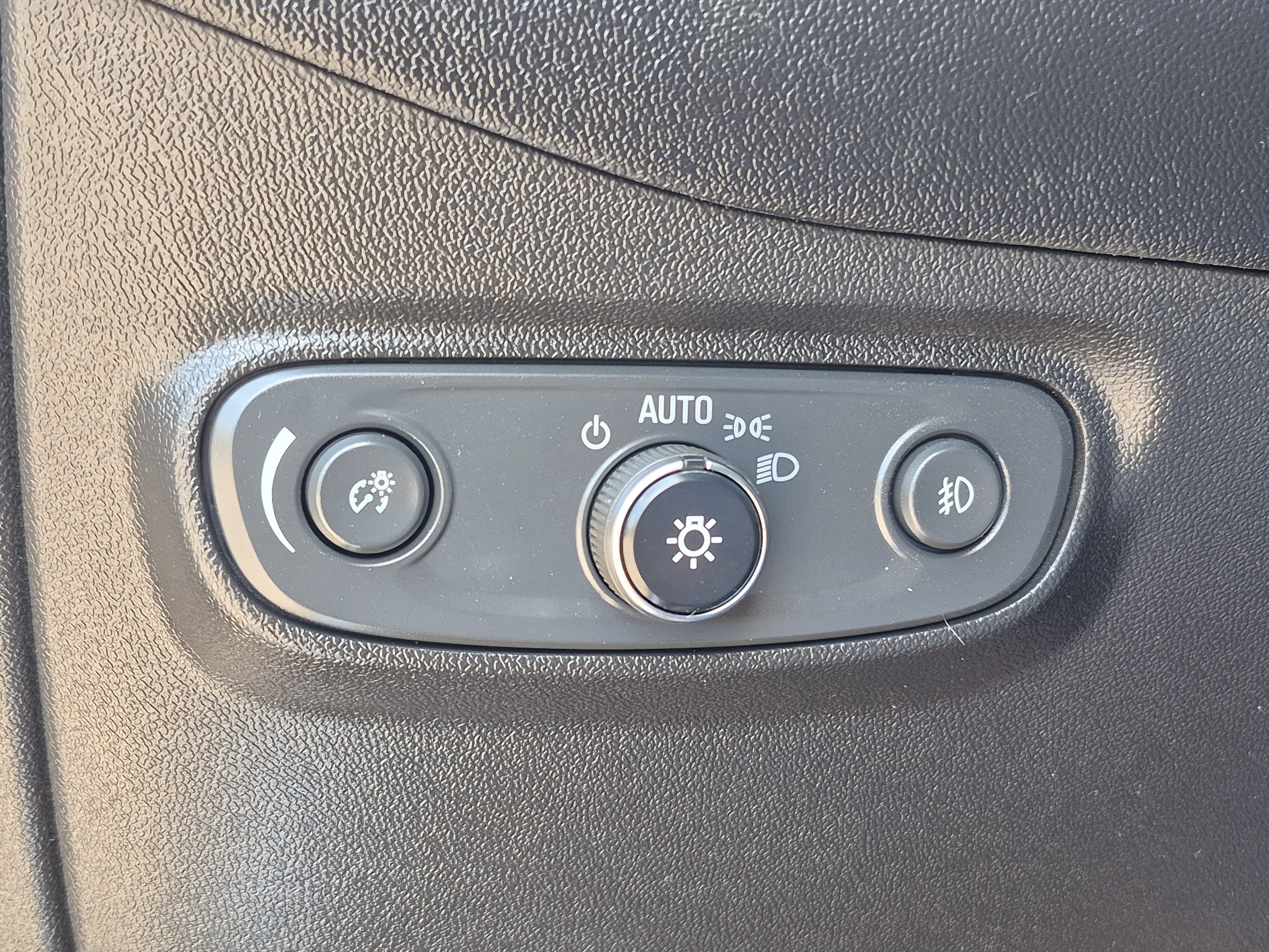 Used 2020 Chevrolet Equinox Premier AWD/4WD image 35