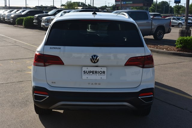 Used 2024 Volkswagen Taos SE FWD image 6