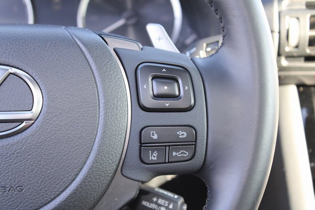 Certified 2024 Lexus IS 300 F Sport image 17