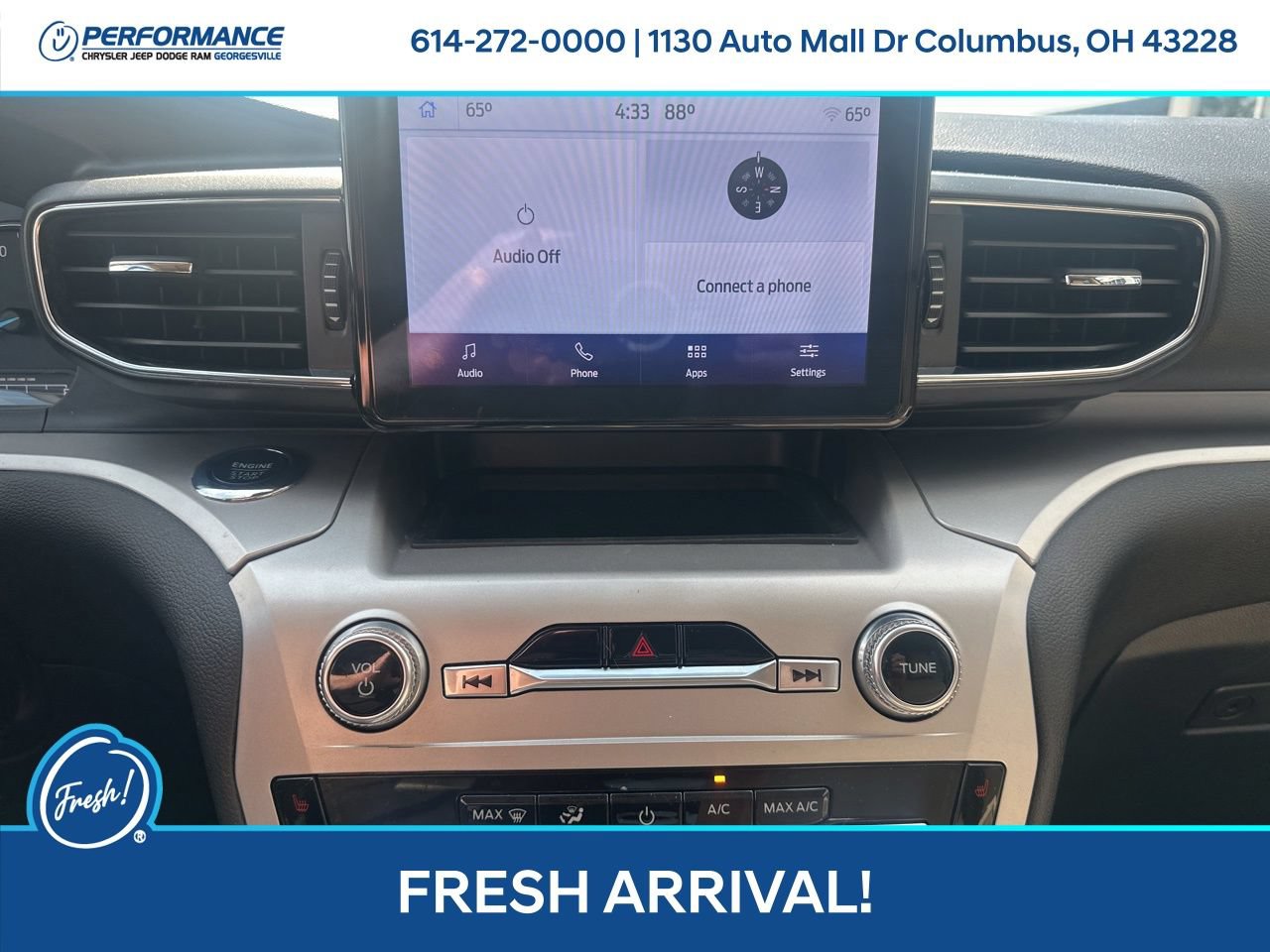 Used 2022 Ford Explorer XLT w/ Equipment Group 202A AWD/4WD image 18