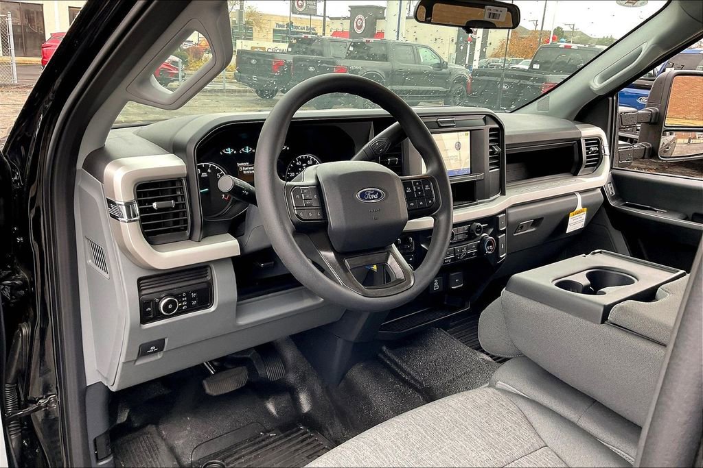 New 2026 Ford F250 XL image 8