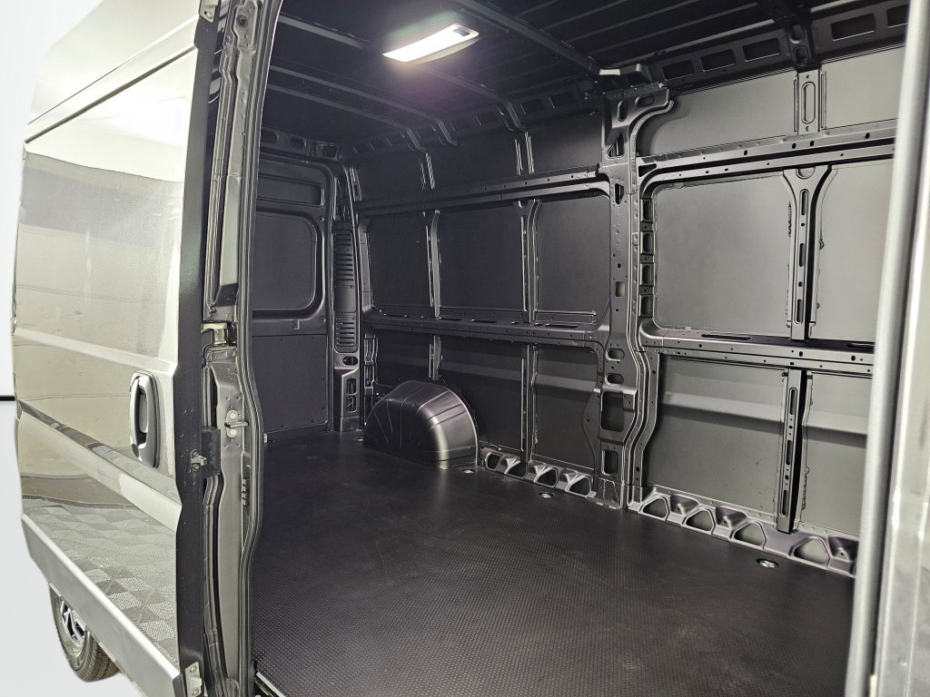 New 2026 RAM ProMaster 2500 w/ Quick Order Package 22G SLT FWD image 33