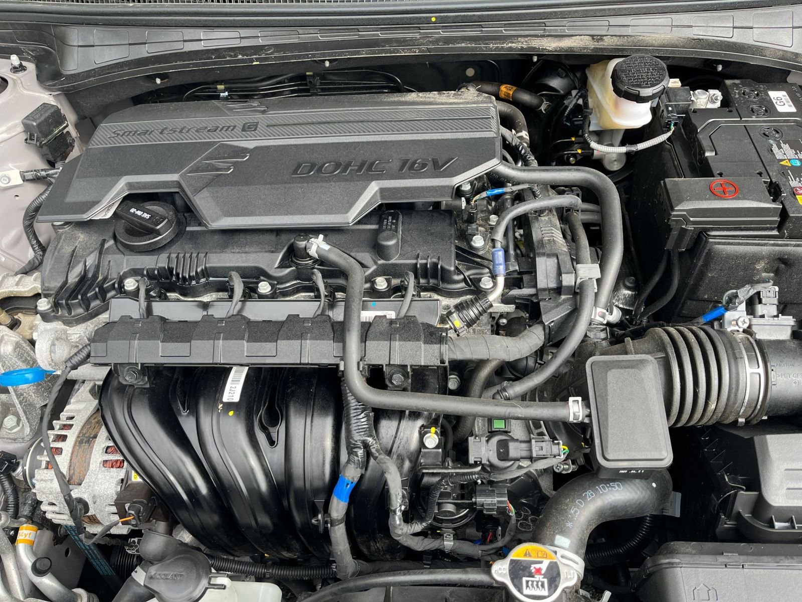 Used 2025 Hyundai Elantra SEL image 29