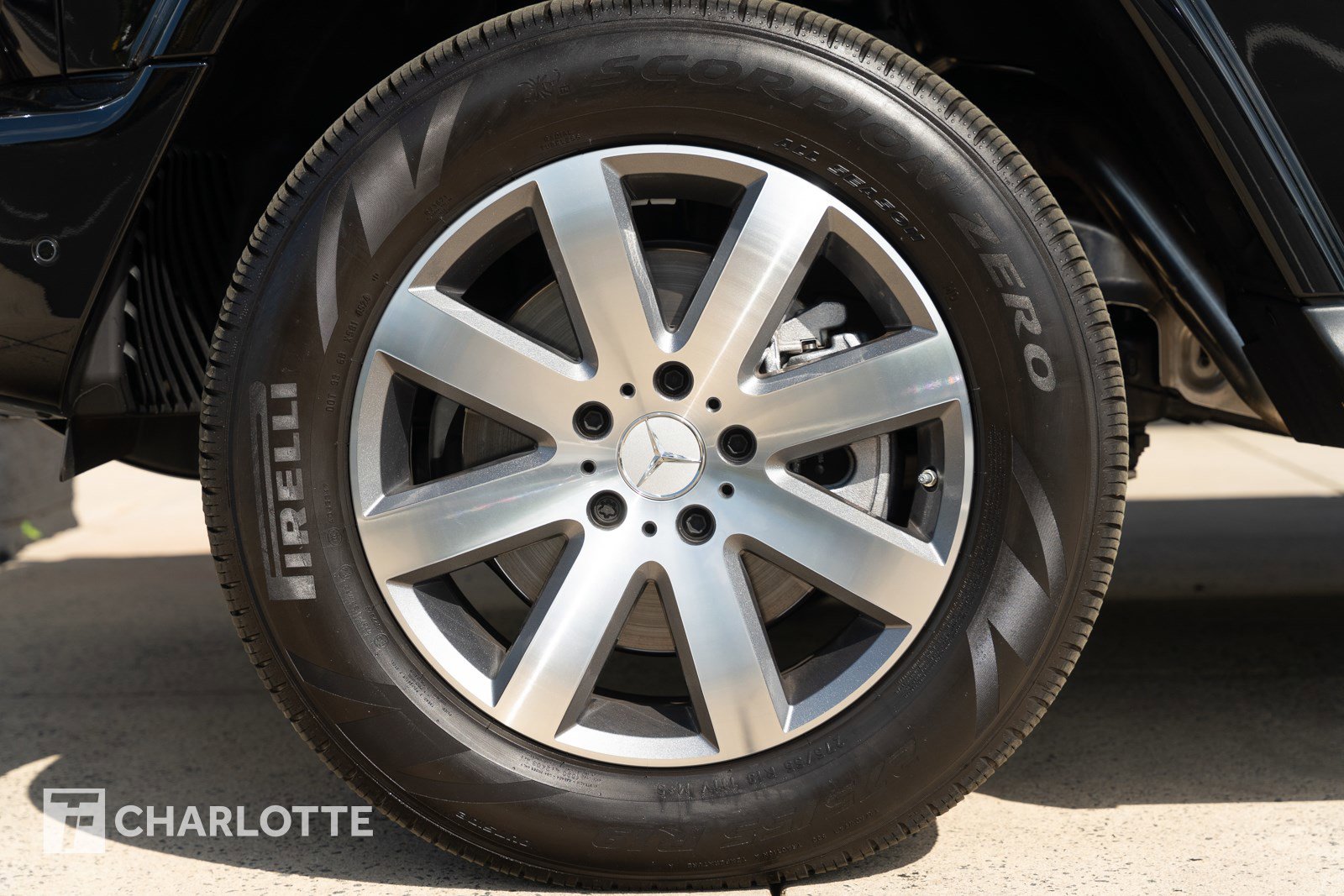 Used 2024 Mercedes-Benz G 550 image 12