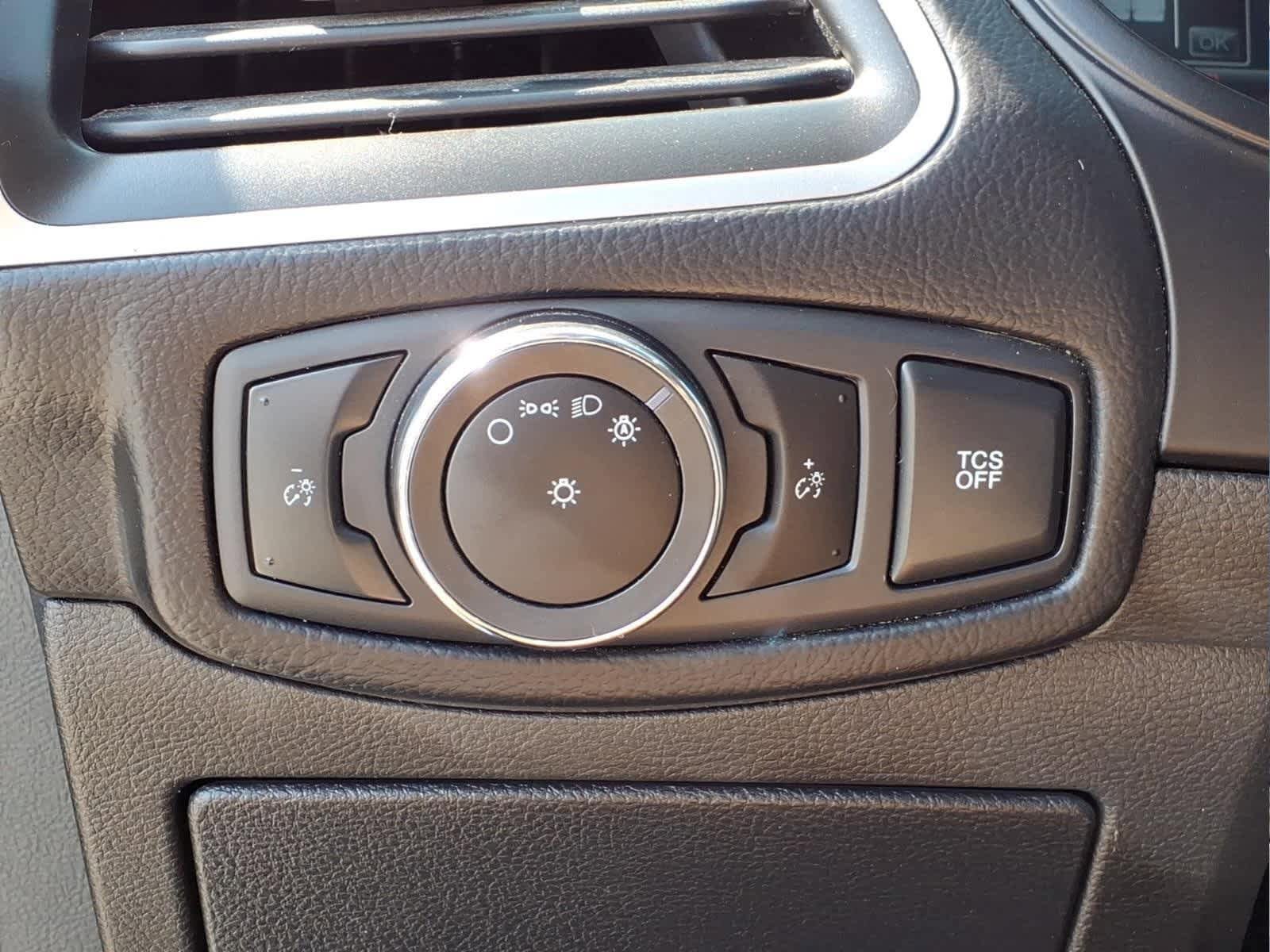 Used 2023 Ford Edge SE AWD/4WD image 15