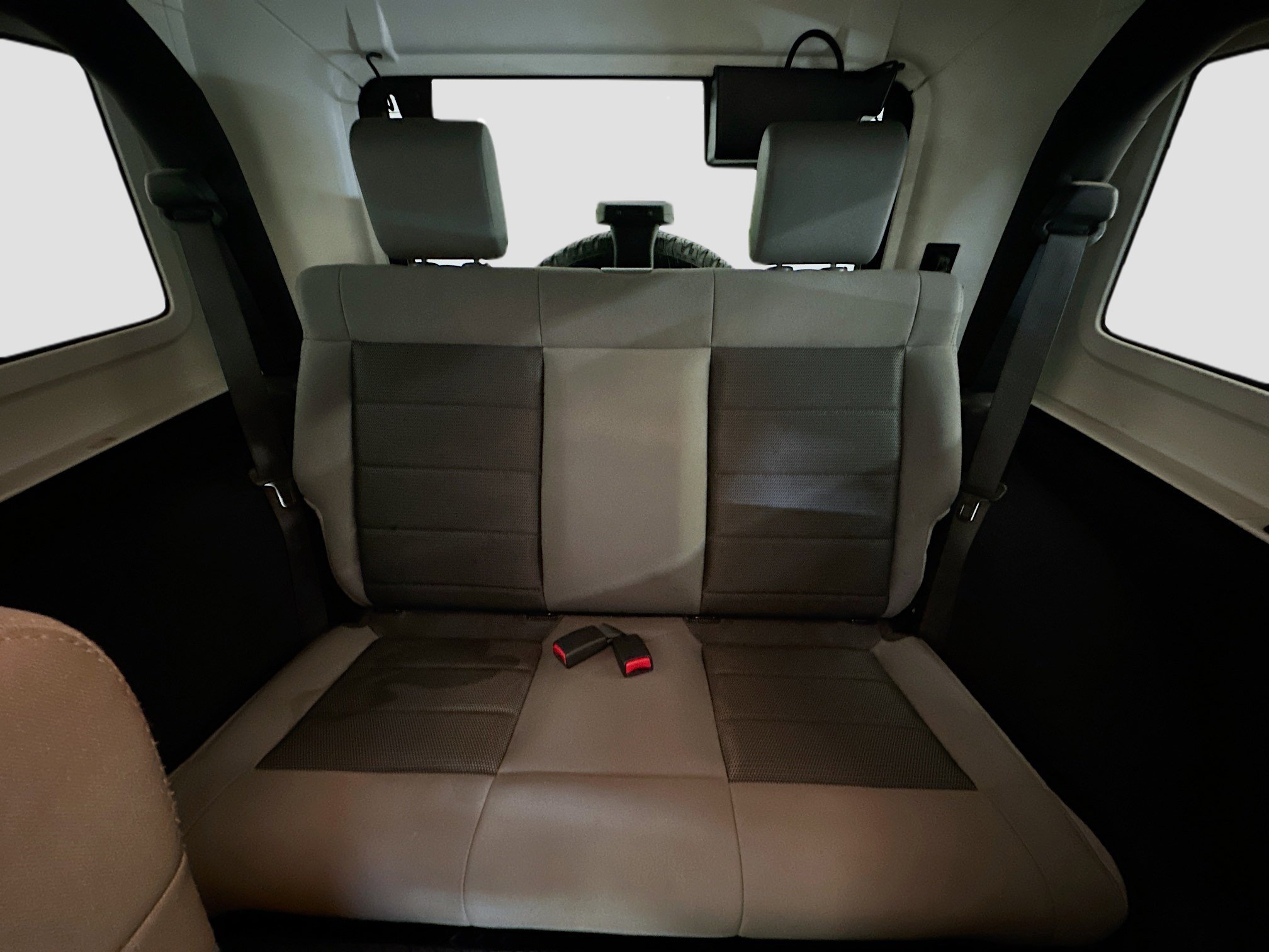 Used 2010 Jeep Wrangler Sahara image 26