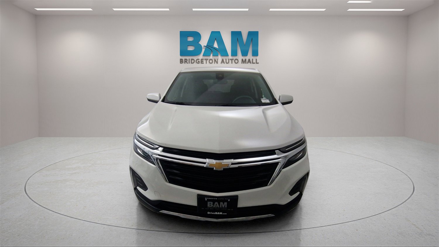 Certified 2022 Chevrolet Equinox LT w/ LPO, Floor Liner Package image 2