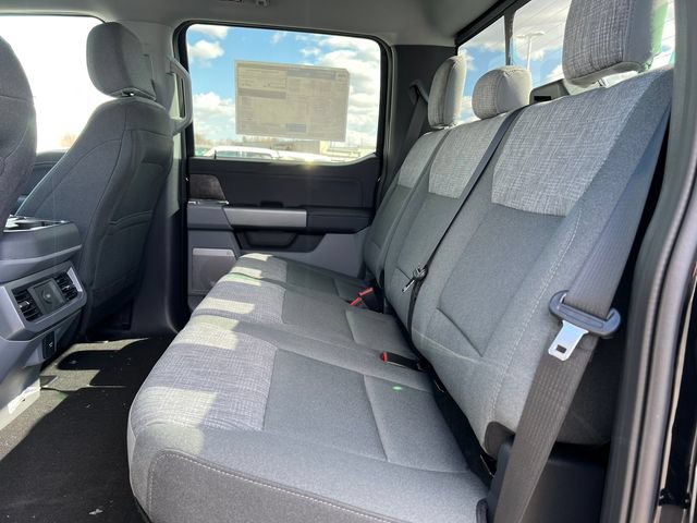 New 2026 Ford F350 XLT w/ XLT Premium Package AWD/4WD image 4