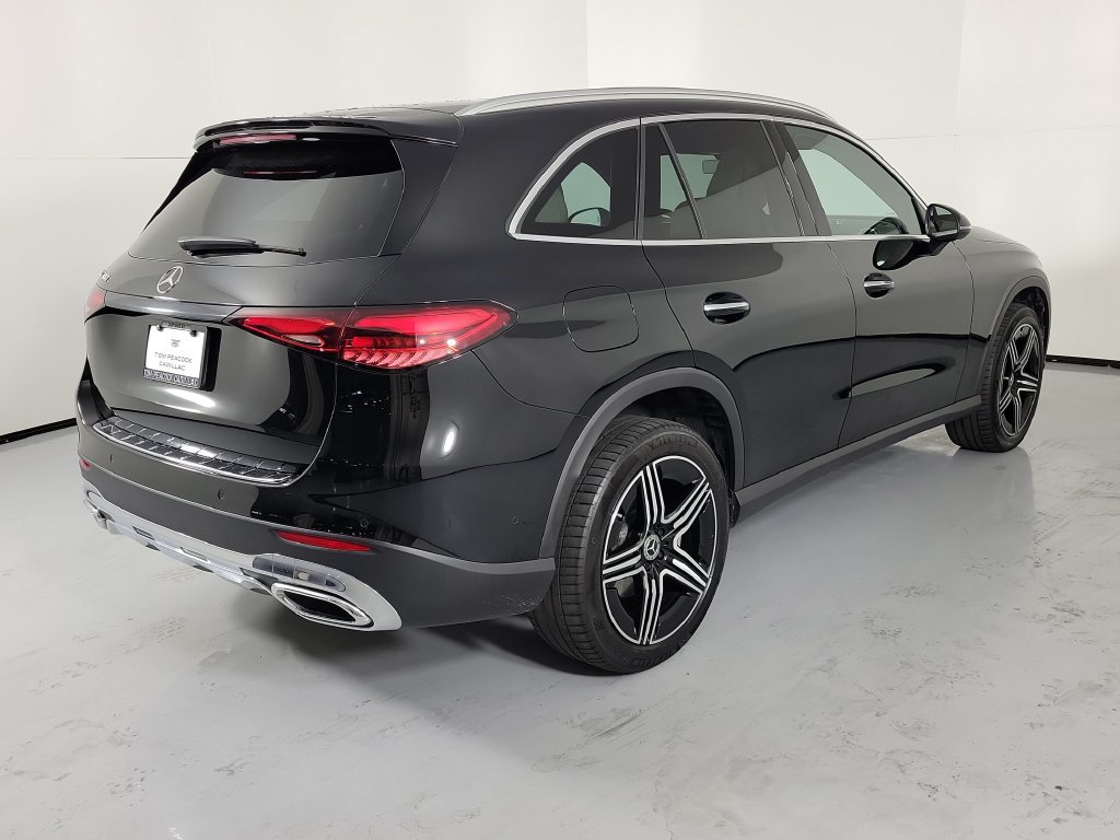 Used 2026 Mercedes-Benz GLC 300 image 4
