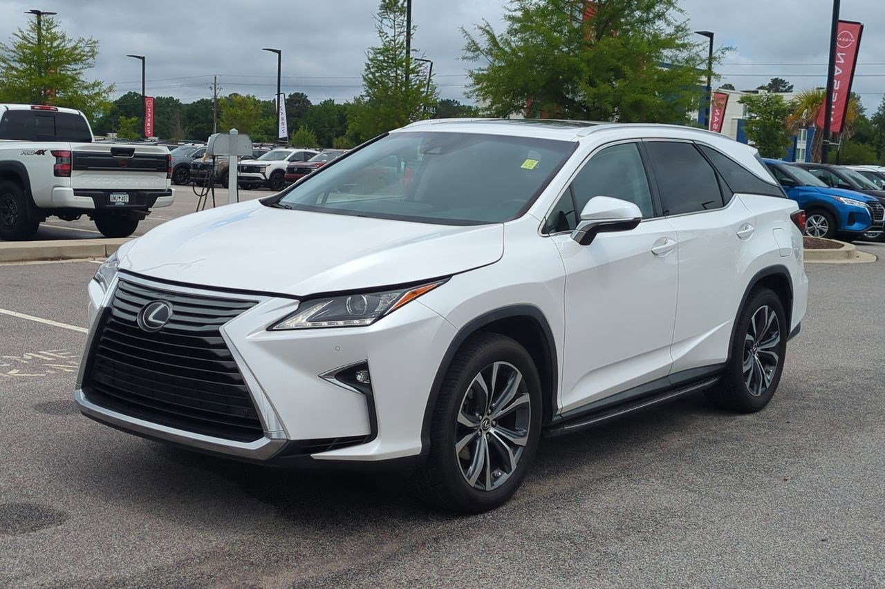 Used 2018 Lexus RX 350L FWD image 8
