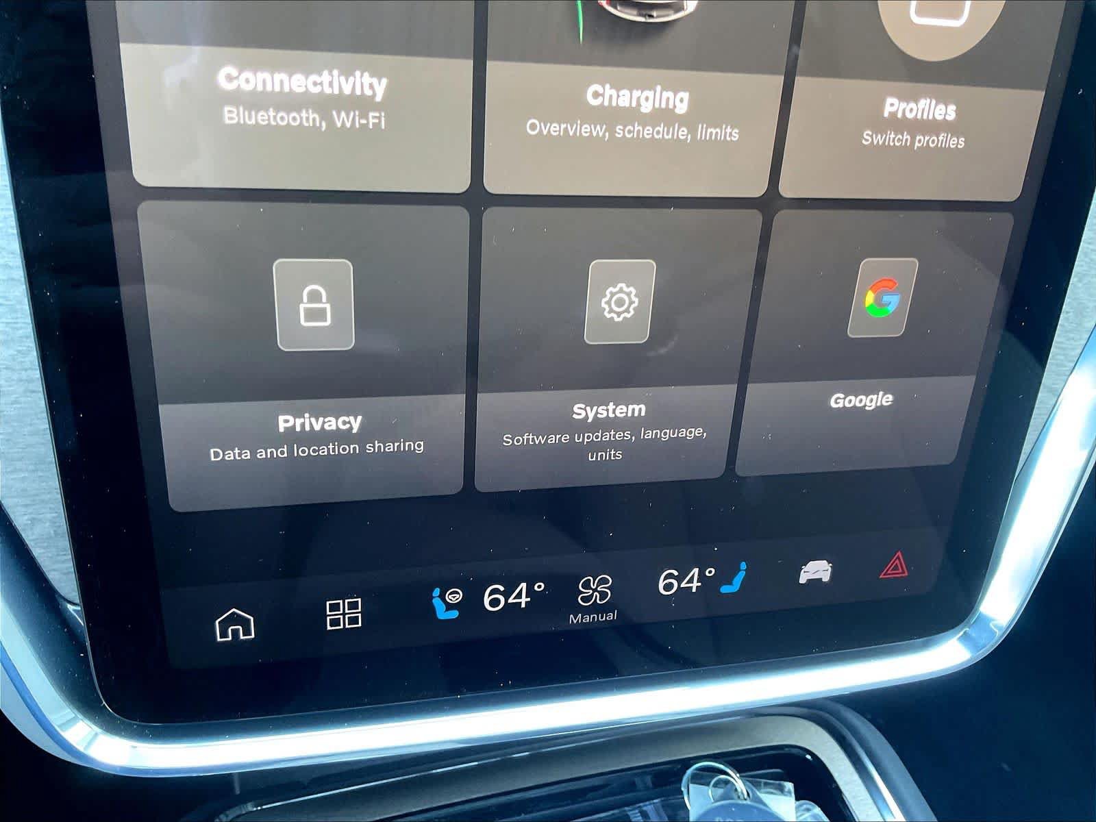 New 2026 Volvo EX90 Plus AWD/4WD image 22