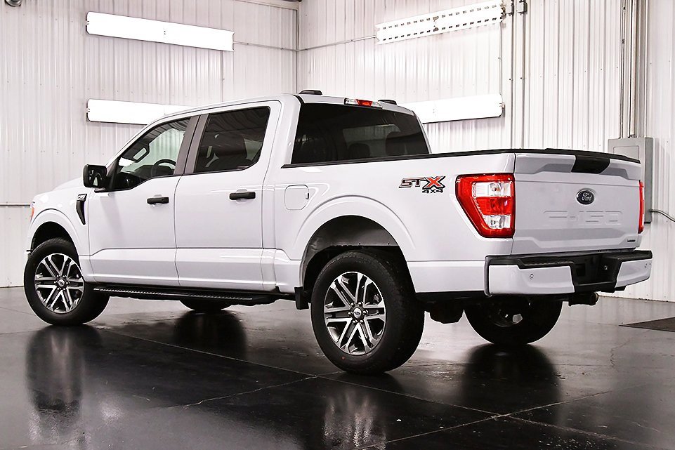 Used 2022 Ford F150 XL w/ STX Appearance Package image 5