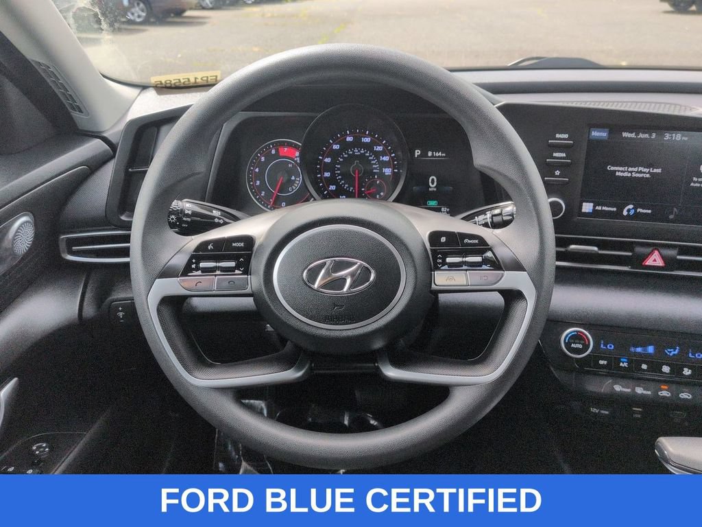 Used 2023 Hyundai Elantra SEL FWD image 13