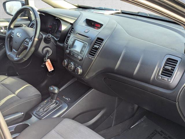 Used 2014 Kia Forte EX image 22
