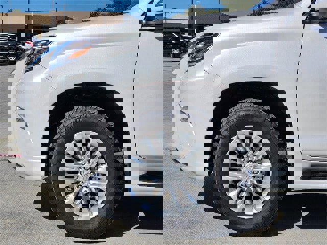 Used 2023 Lexus GX 460 Premium image 6