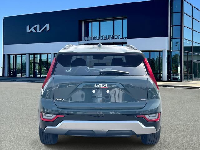 New 2026 Kia Niro SX Touring image 11