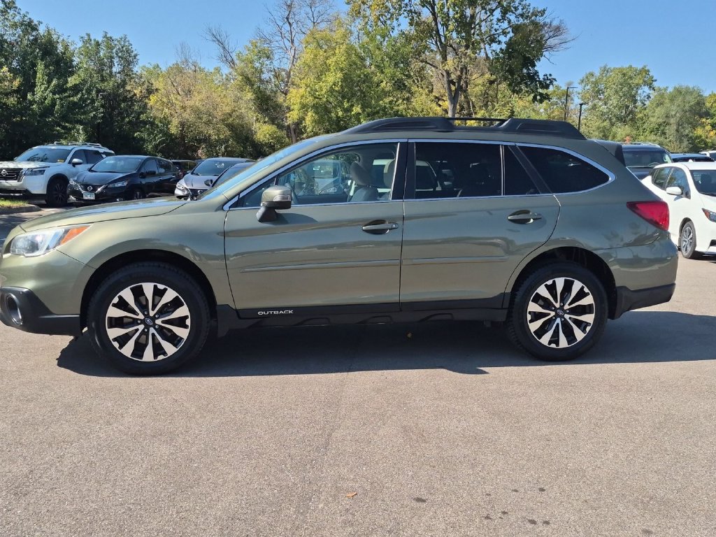 Used 2016 Subaru Outback 3.6R Limited AWD/4WD image 2