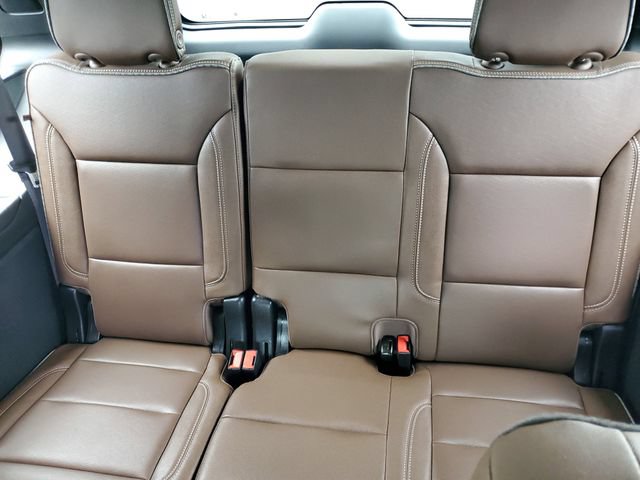 Certified 2024 Chevrolet Tahoe High Country w/ Advanced Technology Package AWD/4WD image 13