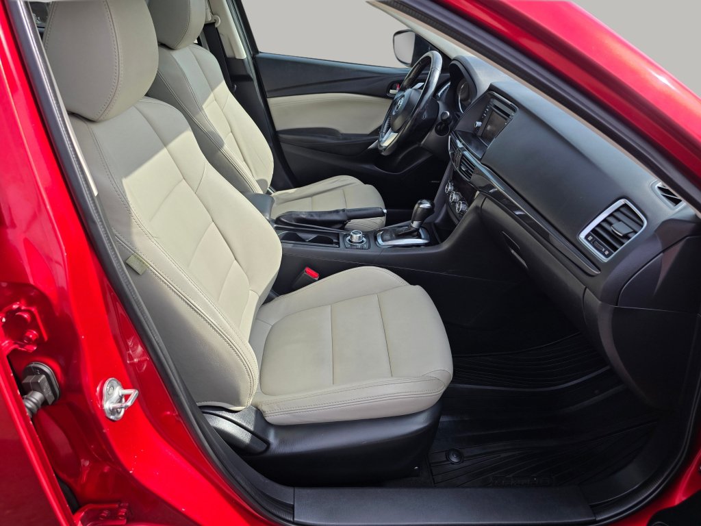 Used 2015 MAZDA MAZDA6 Touring w/ Touring Technology Package FWD image 30