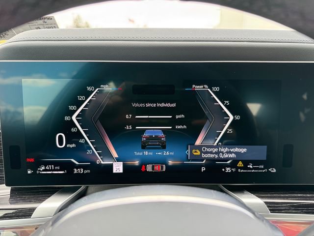 New 2026 BMW 750e xDrive w/ Executive Package AWD/4WD image 31