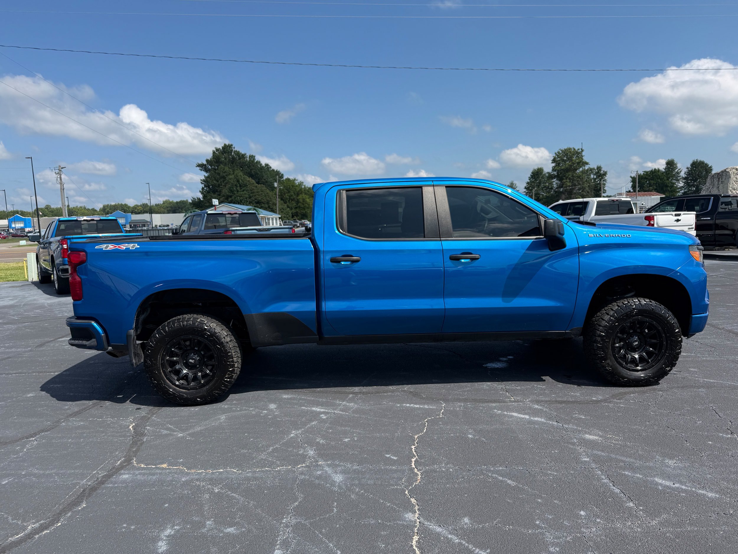 Used 2022 Chevrolet Silverado 1500 Custom AWD/4WD image 8
