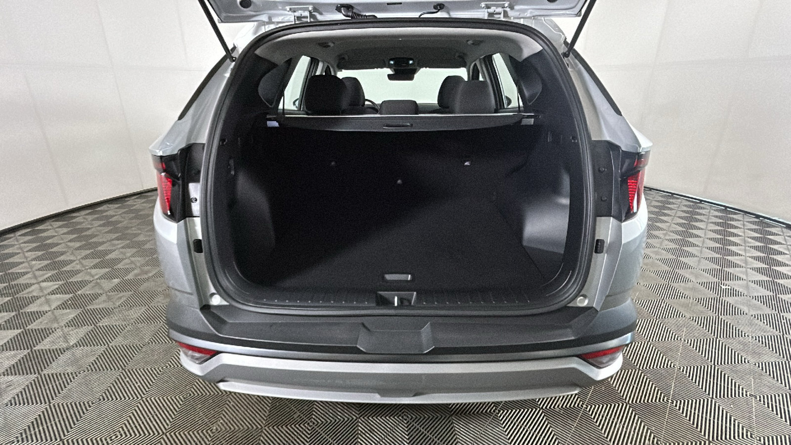 Used 2026 Hyundai Tucson SE AWD/4WD image 33