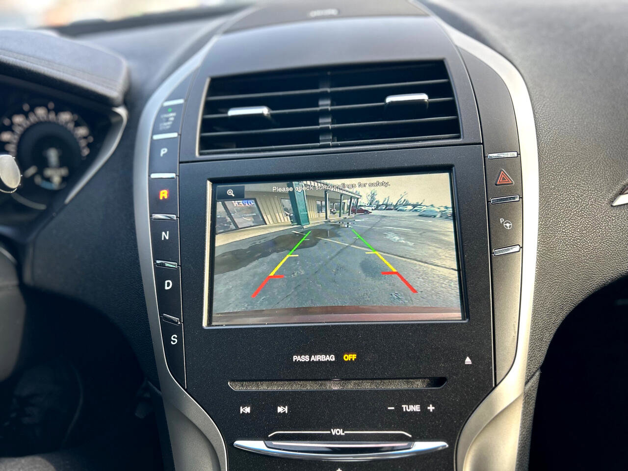 Used 2015 Lincoln MKZ FWD w/ Equipment Group 102A Reserve image 22