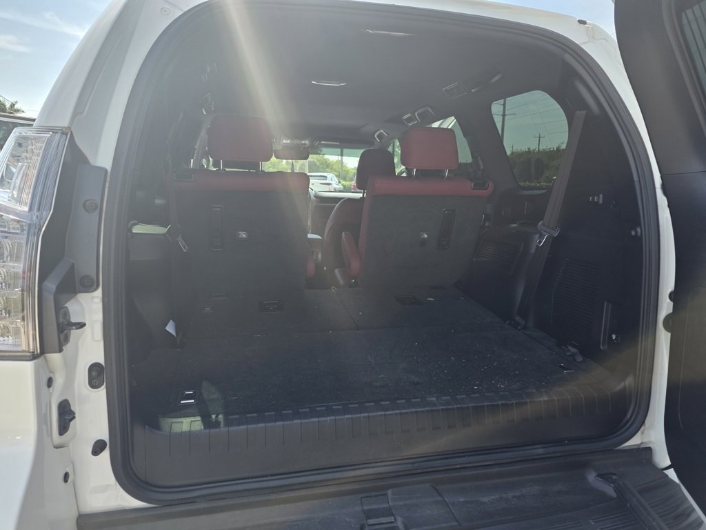 Used 2021 Lexus GX 460 Premium image 22