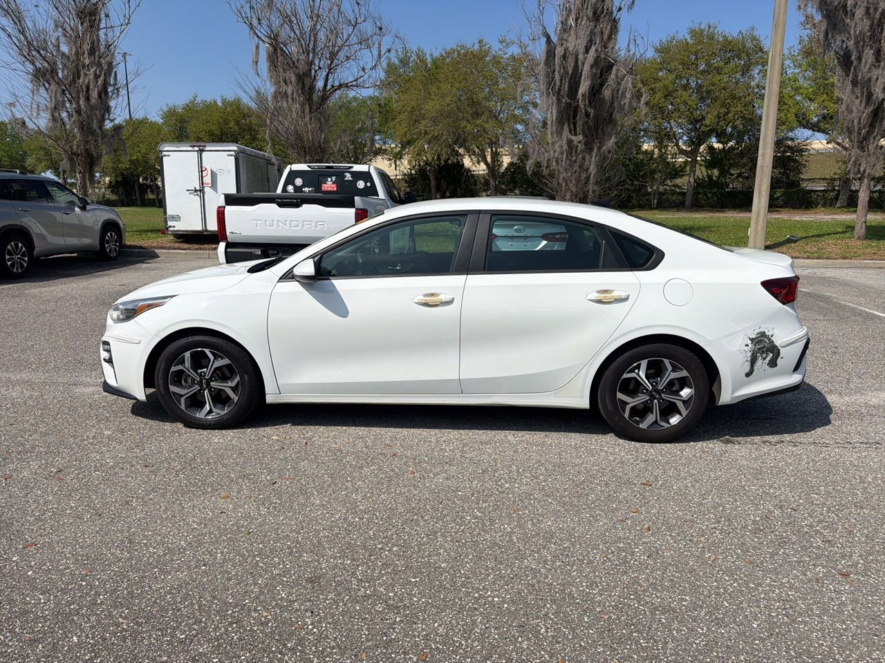 Used 2021 Kia Forte LXS image 2