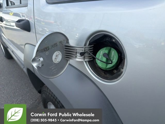 Used 2005 Jeep Liberty Sport AWD/4WD image 10